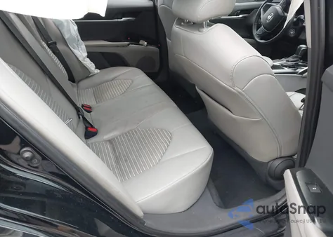 2020 Toyota Camry Se z USA, uszkodzony, nr VIN 4T1G11AK6LU962913